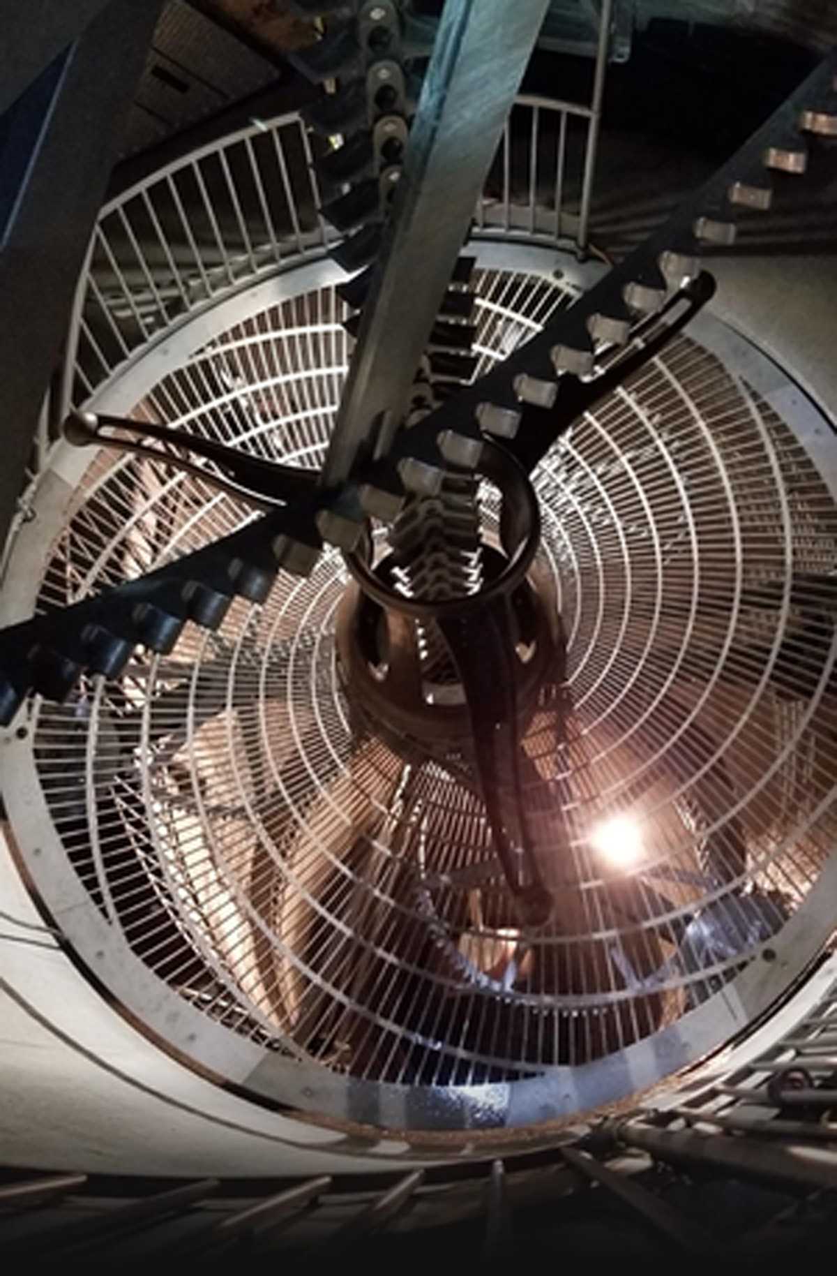 जेफ बेजोस ने 10 हजार साल तक चलने वाली घड़ी बनाने के लिए 350 करोड़ का निवेश किया : रिपोर्ट